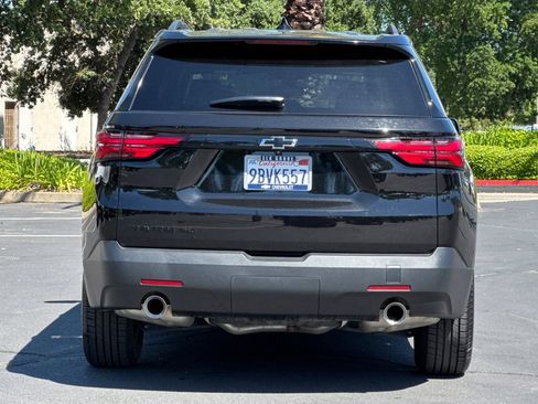 Used 2022 Chevrolet Traverse LS w/ Midnight/Sport Edition image 4