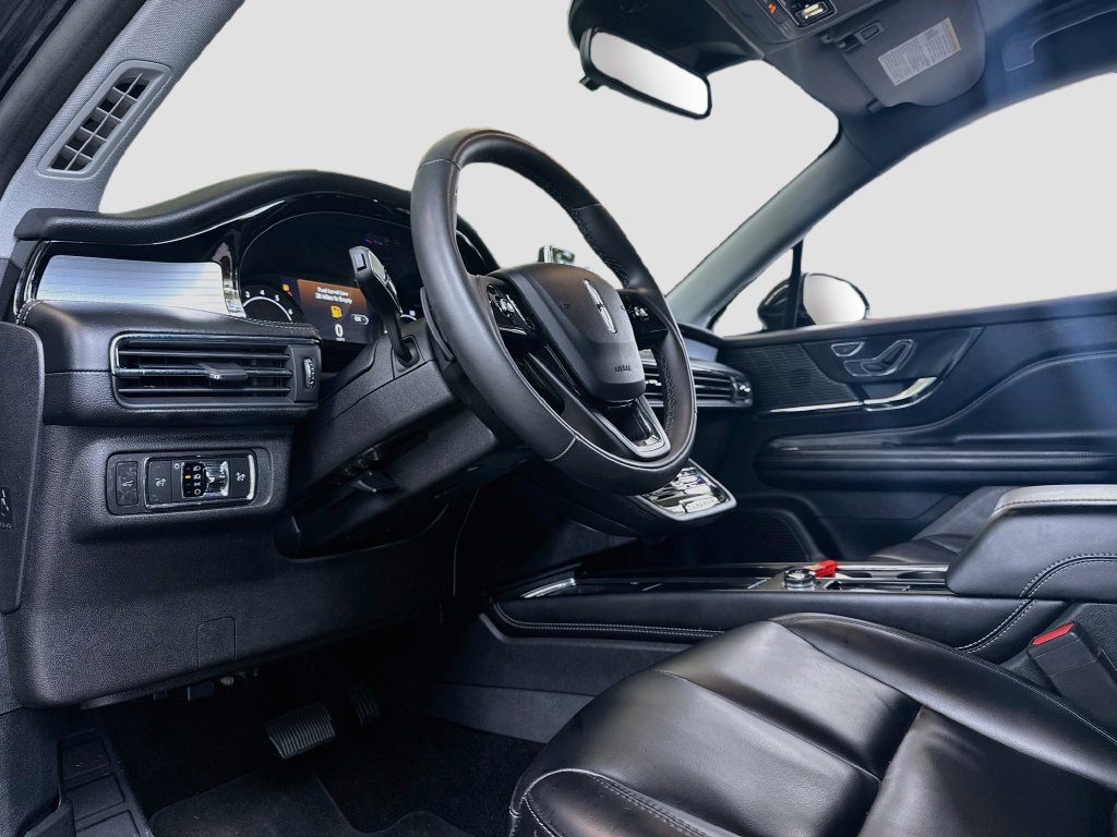 Used 2022 Lincoln Corsair FWD image 10