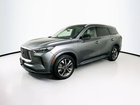 Used 2023 INFINITI QX60 Luxe w/ Cargo Package FWD image 4