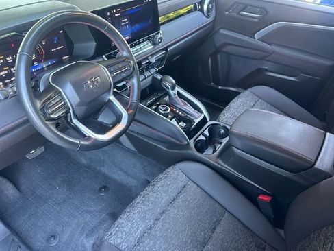 Used 2024 Chevrolet Colorado Z71 w/ Z71 Convenience Package 2 image 10