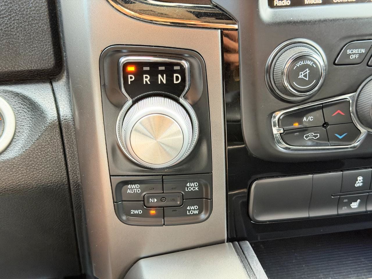 Used 2016 RAM 1500 Sport w/ Black Ram 1500 Sport Group AWD/4WD image 26