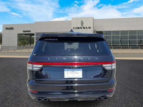 Used 2025 Lincoln Aviator Reserve w/ Equipment Group 201A image 4