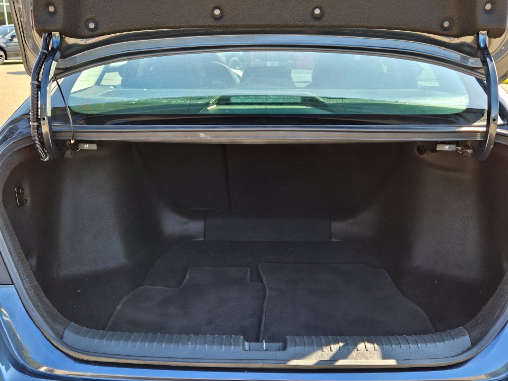Used 2023 Honda Accord EX-L image 10