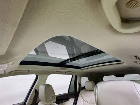 Used 2020 Cadillac XT6 Premium Luxury image 6