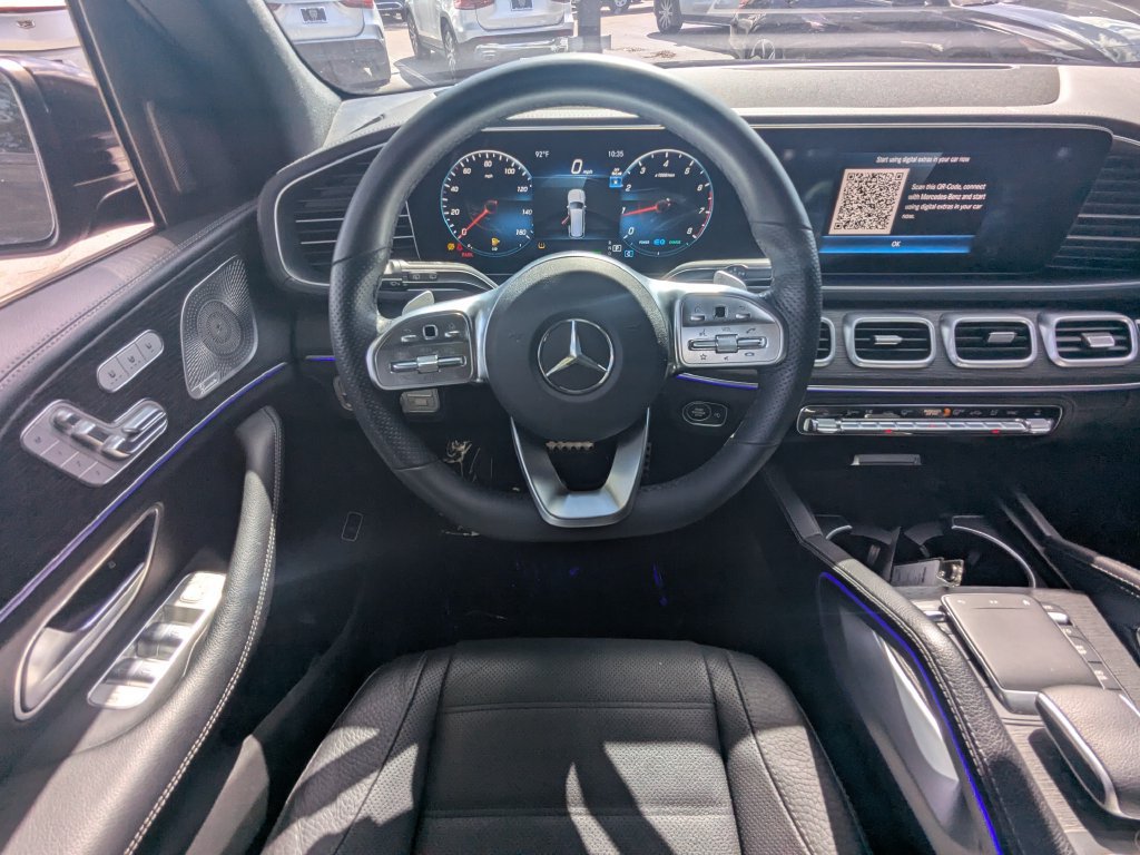 Used 2023 Mercedes-Benz GLS 450 4MATIC image 3