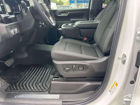 New 2026 GMC Sierra 1500 SLE AWD/4WD image 22