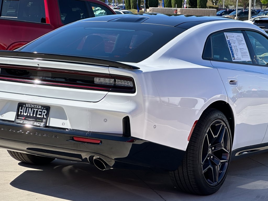 Used 2026 Dodge Charger R/T AWD/4WD image 10