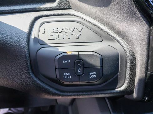 New 2026 RAM 3500 Laramie AWD/4WD image 20
