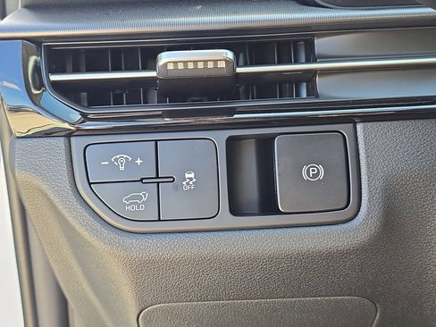 New 2026 Kia Sportage EX FWD image 28