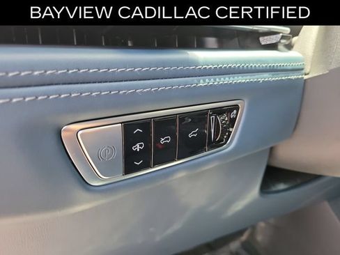 Certified 2025 Cadillac Escalade IQ Luxury 2 w/ LPO, Premium Carpet Package AWD/4WD image 33