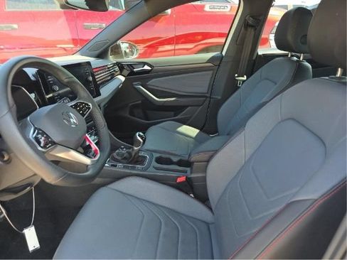 Used 2025 Volkswagen Jetta GLI Autobahn FWD image 4