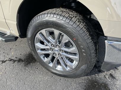 New 2026 Ford F150 XLT w/ Equipment Group 302A MID