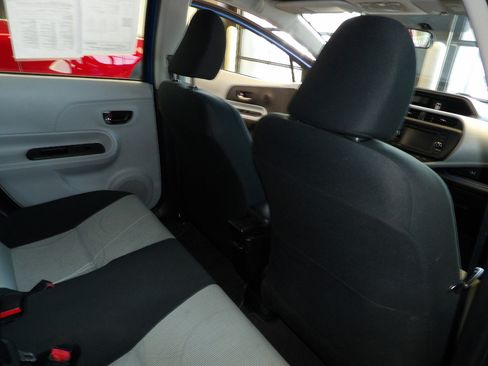 Used 2012 Toyota Prius C Three w/ Preferred Accessory Pkg #1 FWD image 16