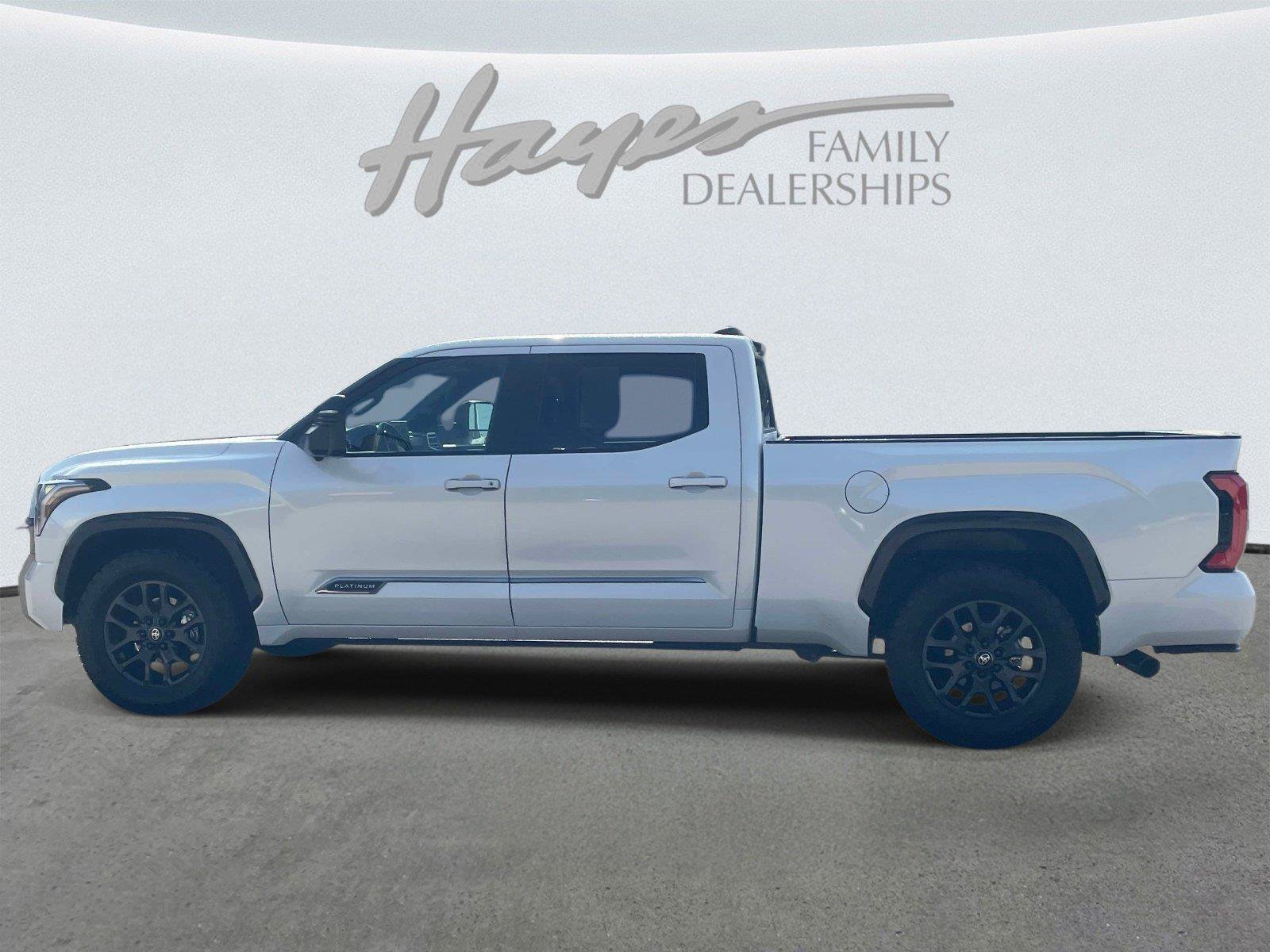 Used 2025 Toyota Tundra Platinum AWD/4WD image 6