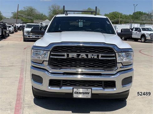 Used 2021 RAM 2500 Tradesman w/ Chrome Appearance Group image 12