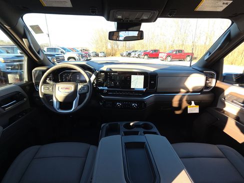 New 2026 GMC Sierra 3500 SLT image 30