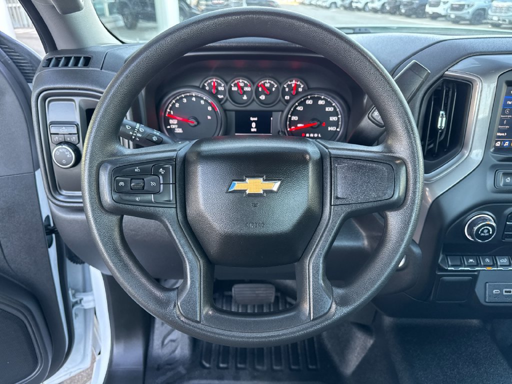 Used 2025 Chevrolet Silverado 1500 W/T RWD image 13