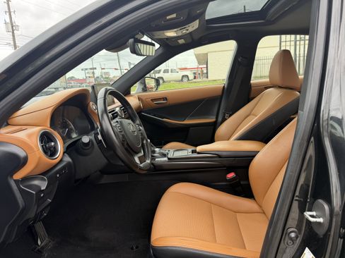 Used 2021 Lexus IS 300 AWD w/ Comfort Package image 12