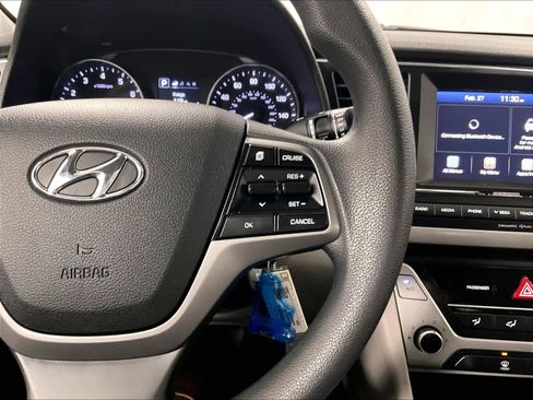 Used 2018 Hyundai Elantra SEL image 23