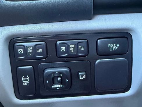 Used 2006 Lexus LX 470 4WD image 26