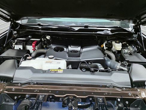 Used 2023 Toyota Tundra Limited AWD/4WD image 43