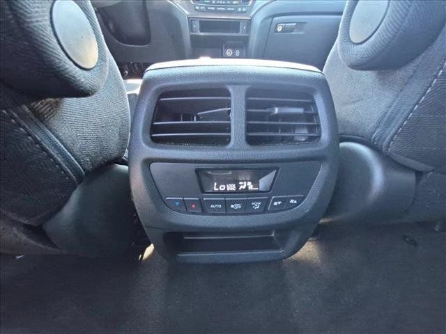 Used 2022 Honda Pilot Sport image 16