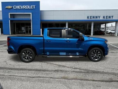 Used 2024 Chevrolet Silverado 1500 RST w/ Convenience Package II AWD/4WD image 3