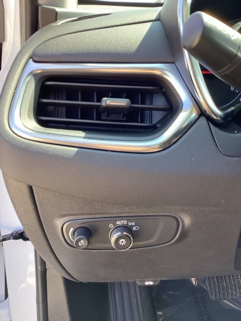 Used 2024 Chevrolet Equinox LT AWD/4WD image 12