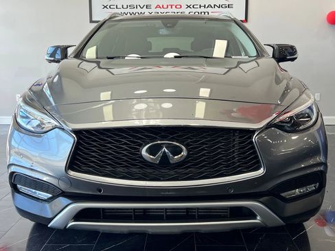 Used 2019 INFINITI QX30 AWD w/ Cargo Package image 2
