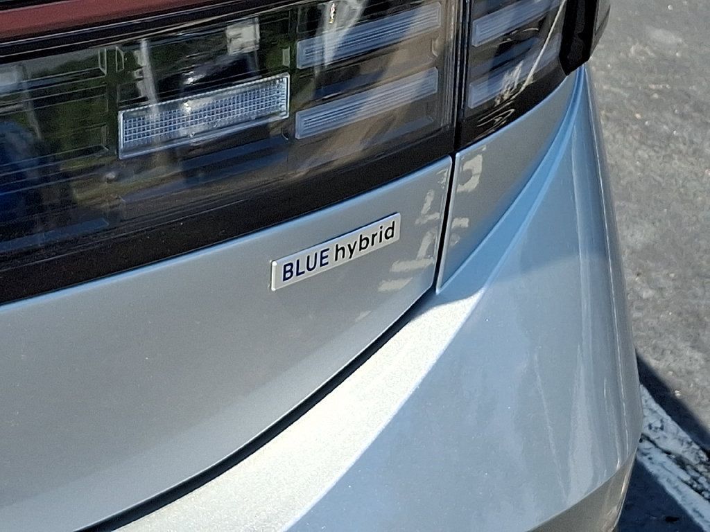 Used 2026 Hyundai Sonata Blue FWD image 9