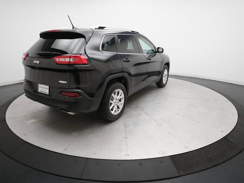 Used 2015 Jeep Cherokee Latitude w/ Comfort/Convenience Group image 34