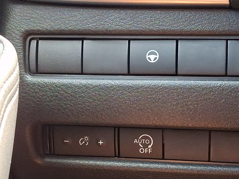Certified 2023 Nissan Rogue SV AWD/4WD image 26