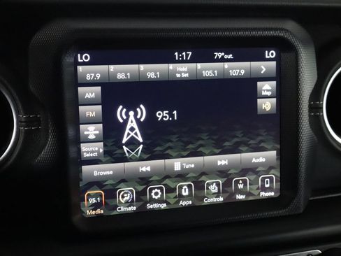 Used 2023 Jeep Wrangler Unlimited Sahara w/ Cold Weather Group AWD/4WD image 28