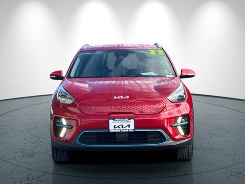 Used 2022 Kia Niro EX image 9