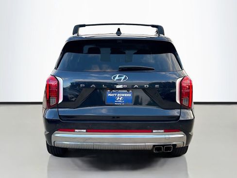 Used 2024 Hyundai Palisade Calligraphy image 6