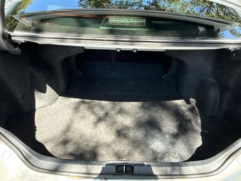 Used 2016 Toyota Camry SE FWD image 12