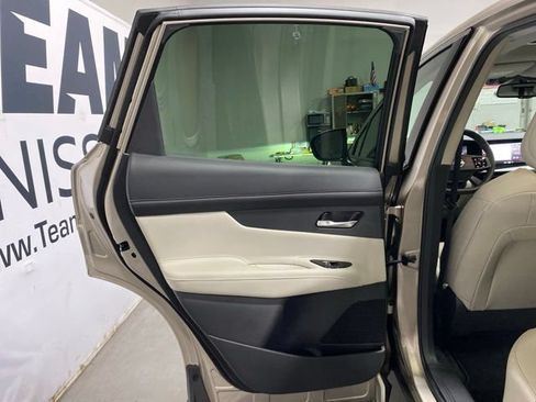 Certified 2025 Nissan Murano SL w/ Cargo Package AWD/4WD image 23