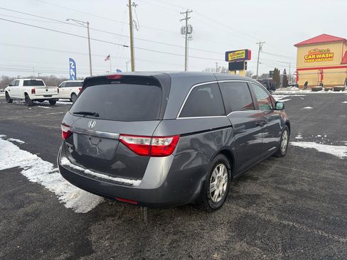 Used 2011 Honda Odyssey LX image 3