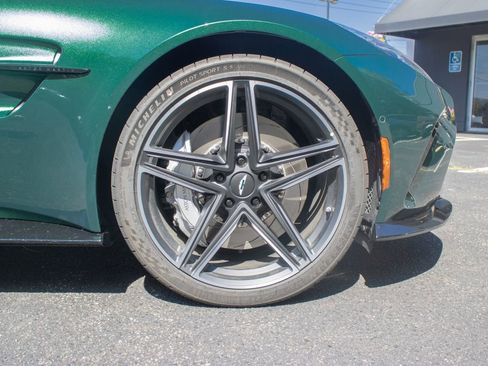 Used 2026 Aston Martin V8 Vantage Coupe image 4