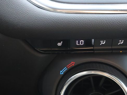 Used 2023 Chevrolet Blazer LT w/ Convenience Package image 20