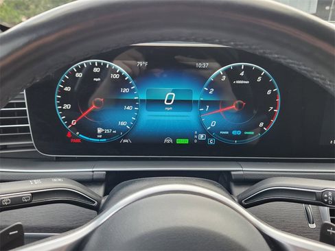 Used 2022 Mercedes-Benz GLS 450 4MATIC image 17