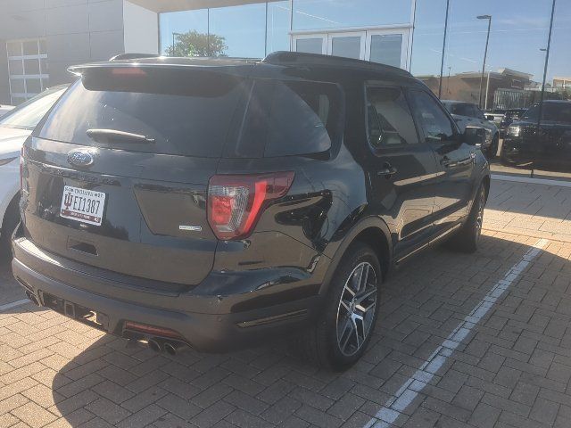 Used 2018 Ford Explorer Sport AWD/4WD image 4
