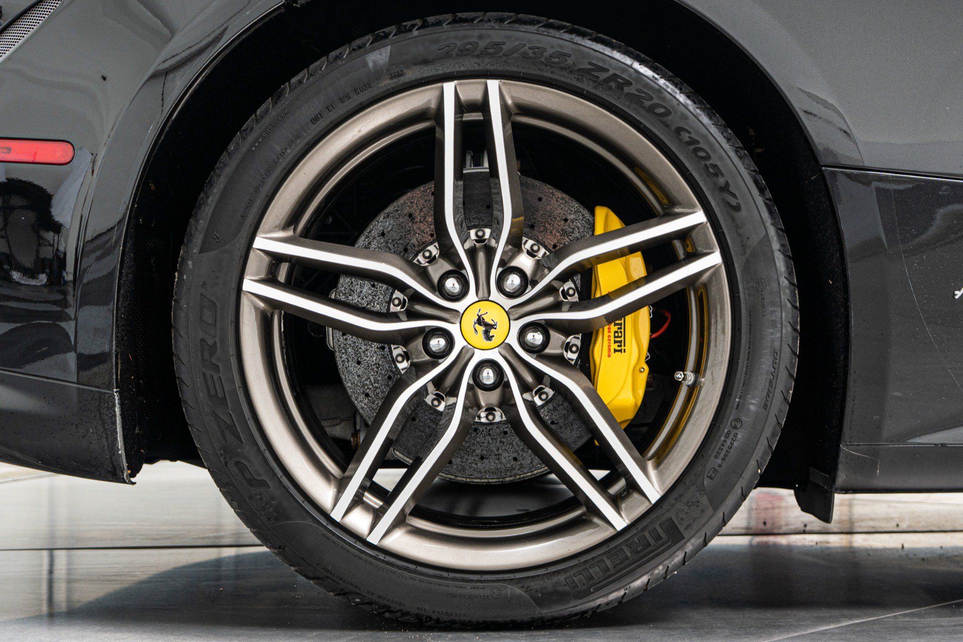 Used 2014 Ferrari FF AWD/4WD image 39