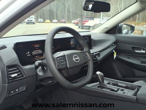 New 2026 Nissan Sentra SV w/ SV Convenience Package FWD image 8