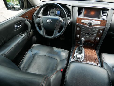 Used 2017 Nissan Armada Platinum w/ Captain Seat Package AWD/4WD image 9
