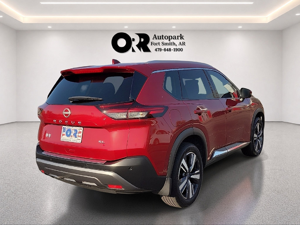 Used 2023 Nissan Rogue SL w/ SL Premium Package FWD image 5