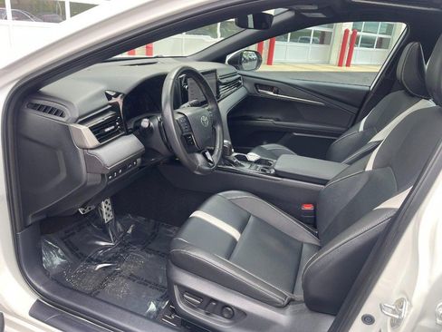 Used 2025 Toyota Camry SE w/ Multimedia Upgrade Package FWD image 20