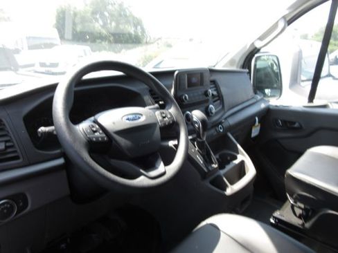 New 2025 Ford Transit 350 Low Roof image 3