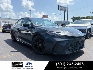 Used 2025 Toyota Camry SE FWD video 1