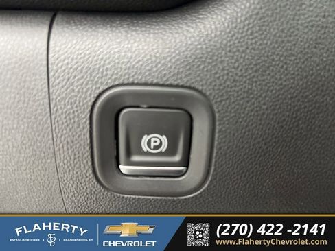 Used 2021 Chevrolet Silverado 1500 RST w/ Z71 Off-Road Package image 25